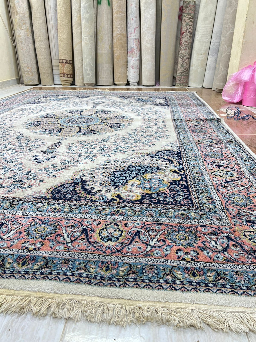 Luxury Natural Sheep Wool Rug- (pre_Owend) like New