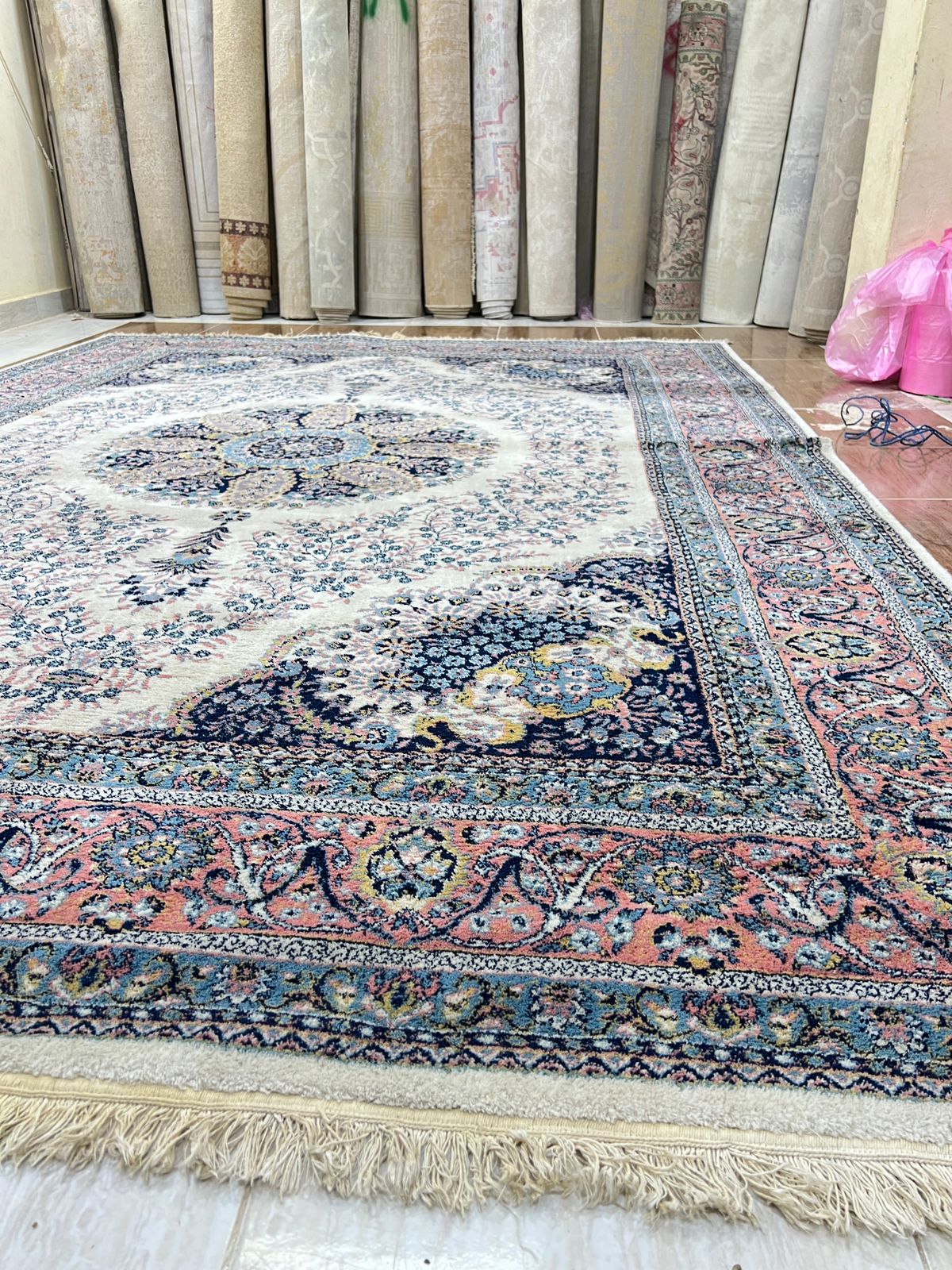 Luxury Natural Sheep Wool Rug- (pre_Owend) like New