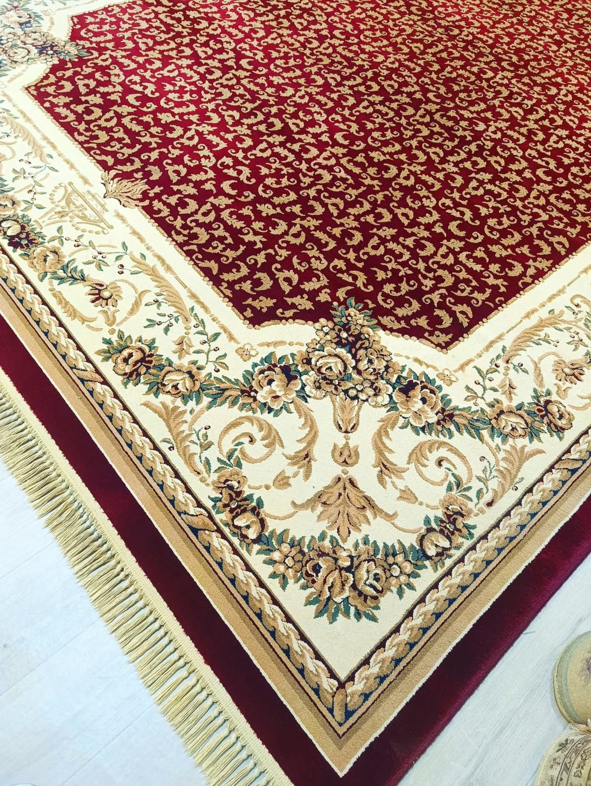 Luxury Royal Antique-Style Wool Rug (pre_Owend) like New