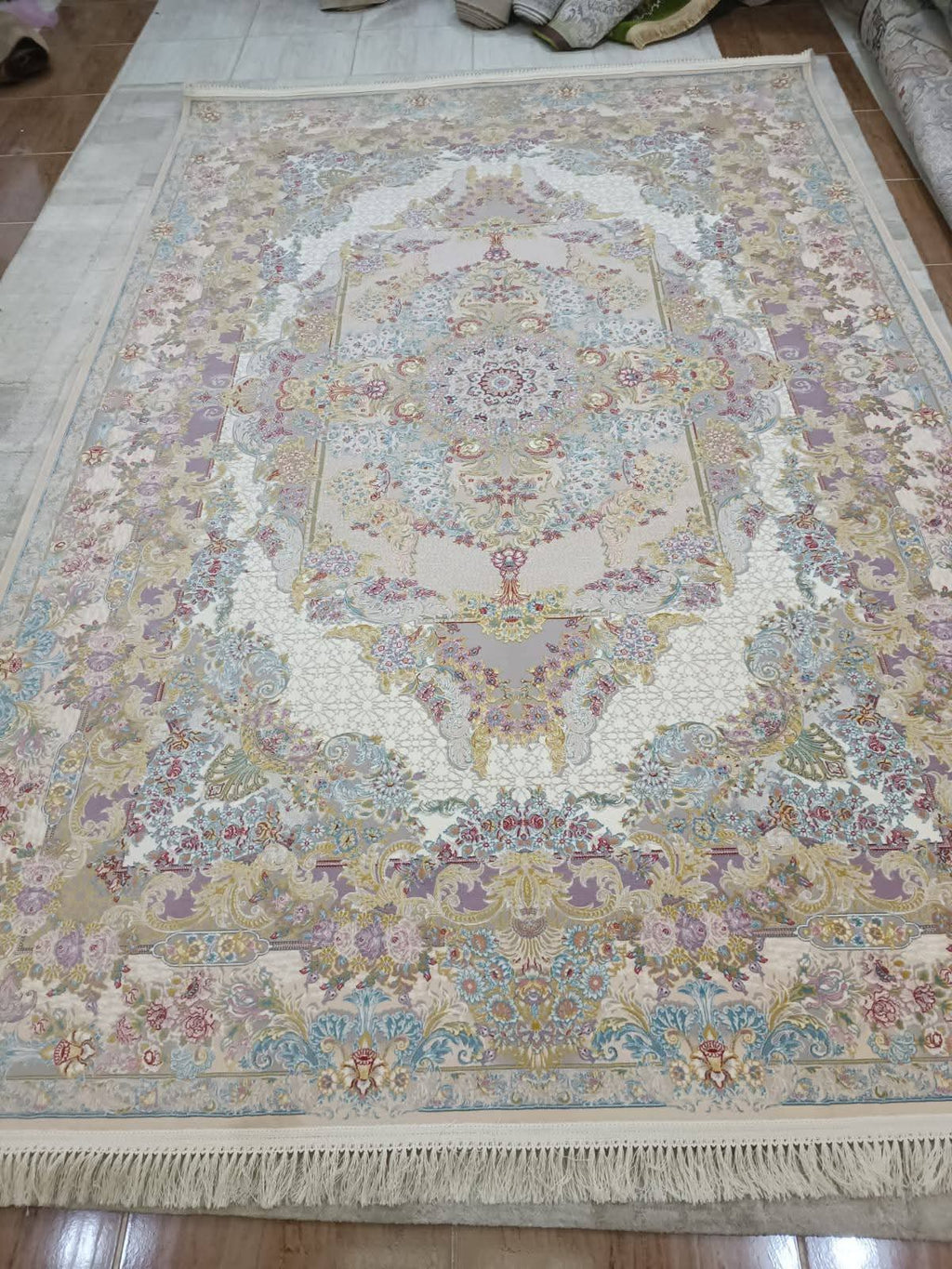 Alf Zahra Persian Silk Rug (pre_Owend)