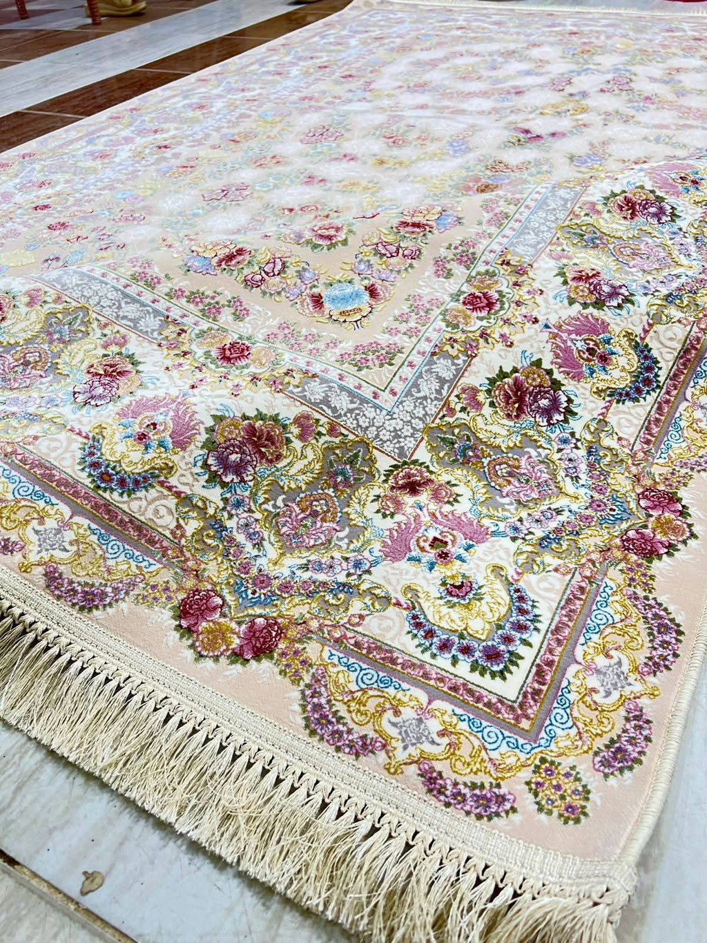 Persian Silk Carpet – Alif Zahra Design (pre_Owend)