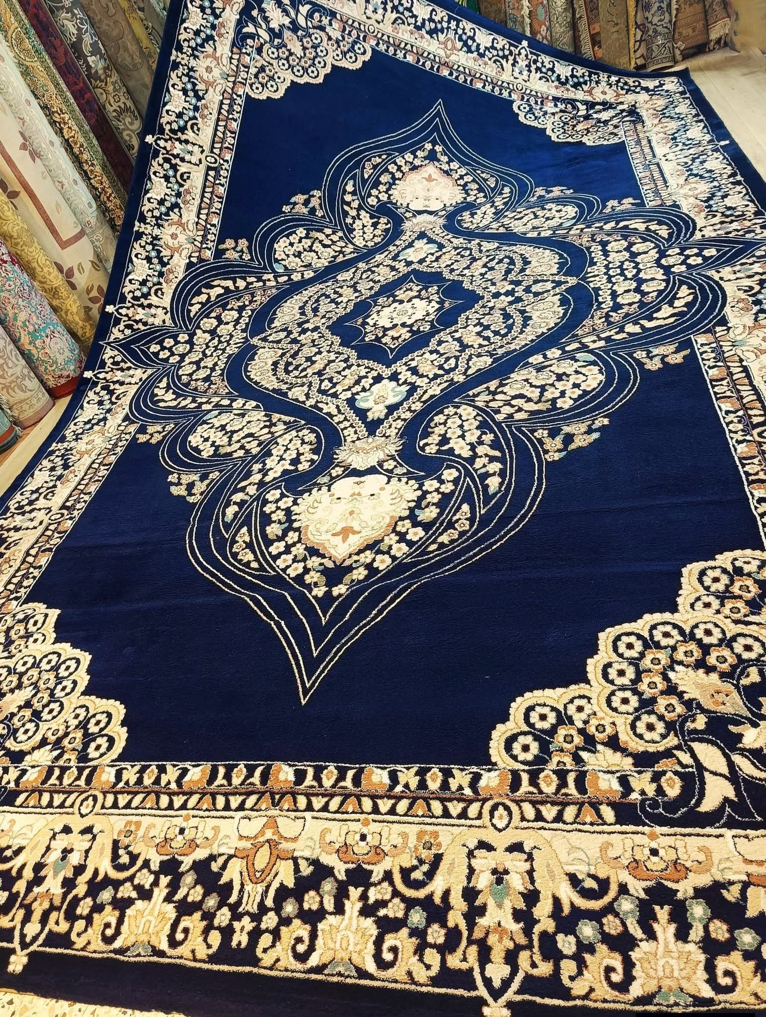 Royal Navy Wool Rug – Extra Thick, Like New